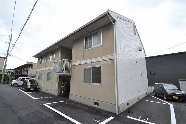 広島市西区己斐上１丁目のアパートの外観