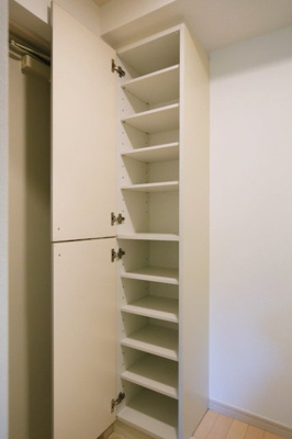 【収納】 | ガラ・グランディ日本橋 | 靴入