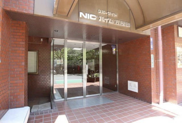 ニックハイム五反田のエントランス