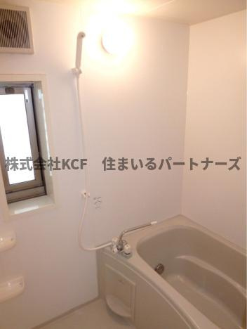 カーザミアⅡの浴室|お風呂で日々の疲れを落としましょう