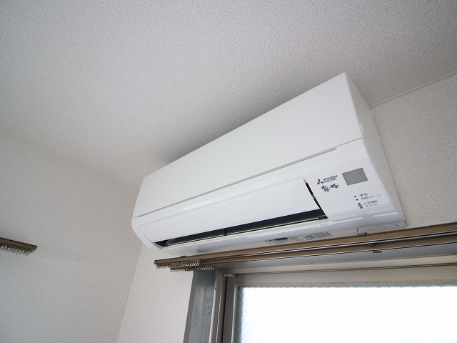 ラセーヌNの設備|エアコン