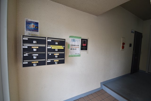 ラセーヌNのロビー|建物の内部です