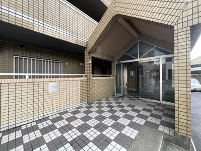 【エントランス】 | ニューサンリバー小倉