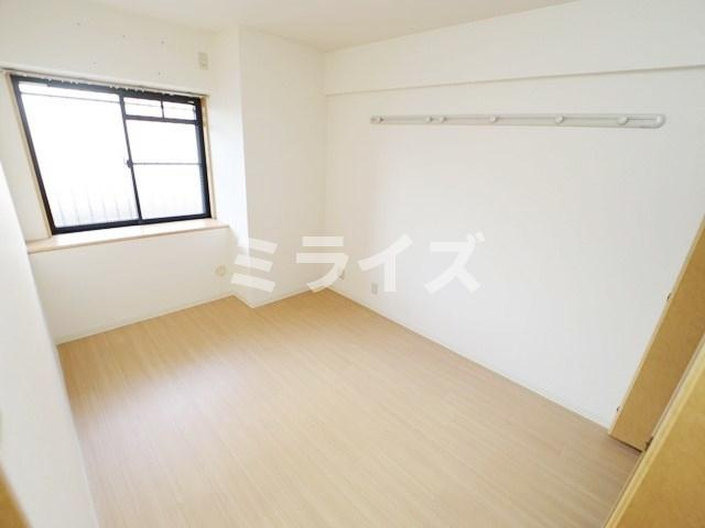 【洋室】 | サンスーシ南千里