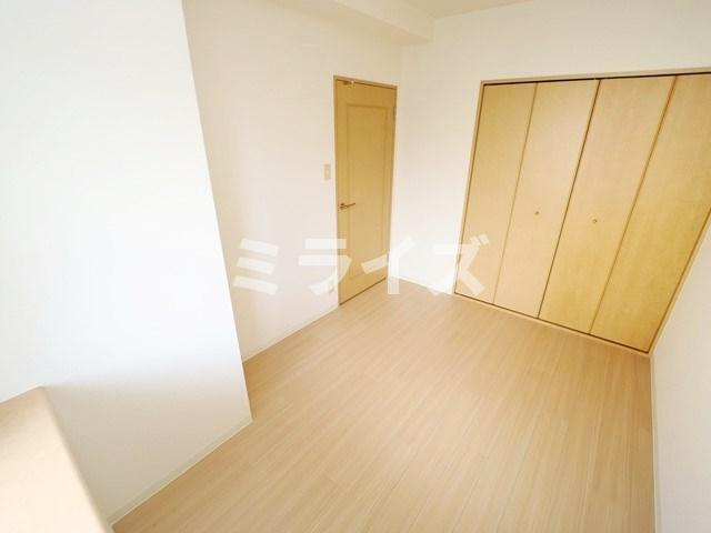 【寝室】 | サンスーシ南千里