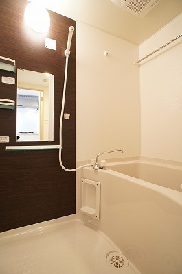 リブリ・BYZOの浴室