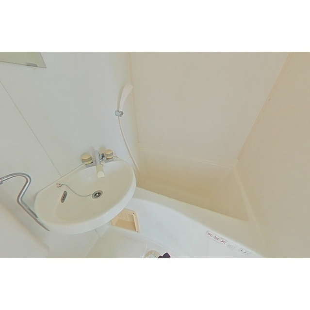 岐阜市今嶺１丁目のアパートの浴室