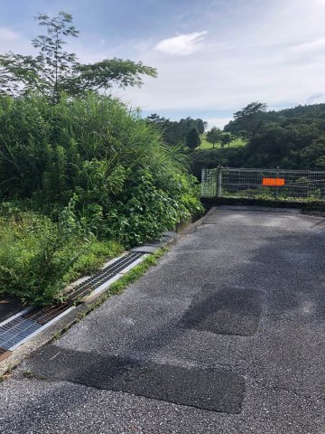 【前面道路含む現地写真】 | 売地　高知市重倉　@5.97 | 前面道路含む現地写真です