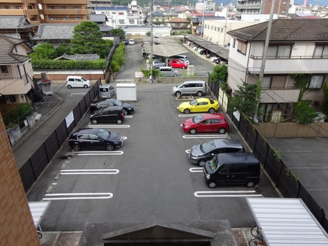 Ｋ２の駐車場