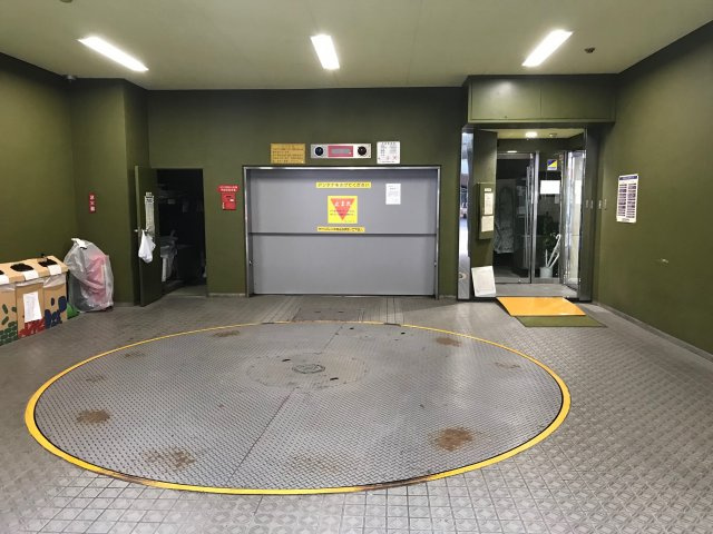 クリンゲルンベルグビルの駐車場