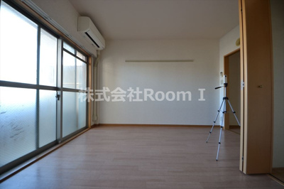 【洋室】 | ベルビュー７番館 | 使い勝手のいい洋室です