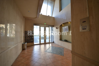 【ロビー】 | ベルビュー７番館 | 落ち着いたロビーです