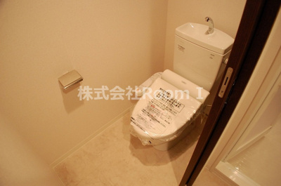 【トイレ】 | レジュールアッシュ大阪城ＷＥＳＴ | コンパクトで使いやすいトイレです