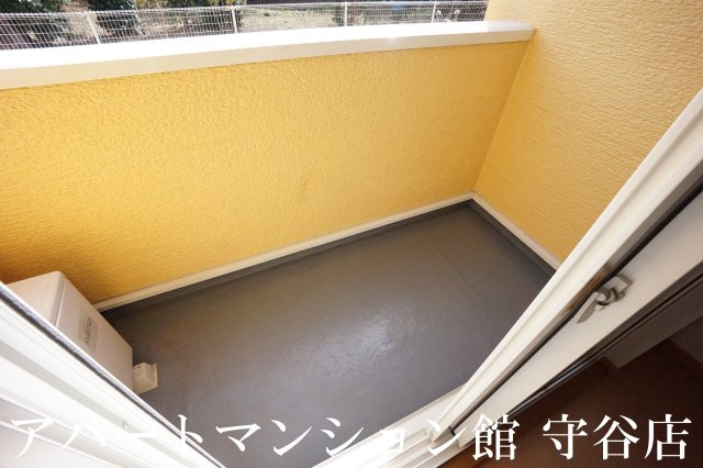 ヴェルサン・カメリアⅡのバルコニー
