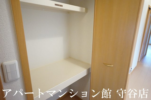 ヴェルサン・カメリアⅡの収納