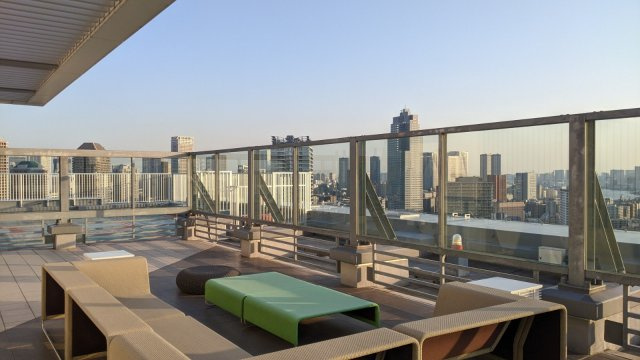 ブリリアザタワー東京八重洲アベニューのその他共用部分|屋上テラスから、首都圏の眺望が楽しめます。