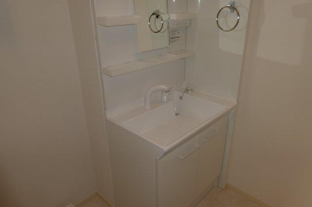 ヴェラビスタの独立洗面台|シャンプードレッサー