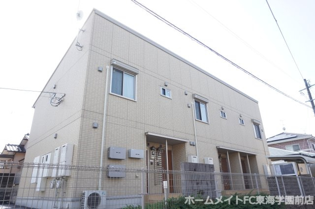 熊本市東区新外４丁目のアパートの外観
