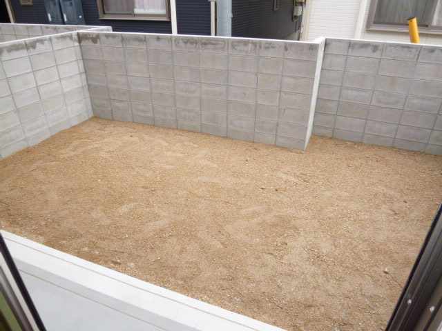 ロイヤルメゾン・プリモの庭