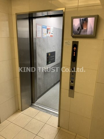 アーバネックス南森町（旧ラムール南森町アーバネックス）のロビー|毎日通るロビーはこのようになっています