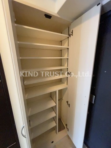 アーバネックス南森町（旧ラムール南森町アーバネックス）の収納|収納豊富です