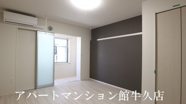 アンジュールの居間・リビング