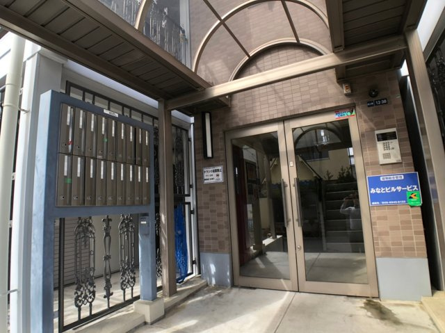 ラポール友愛のエントランス