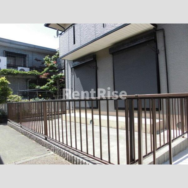 カムール高畑 Ａの玄関