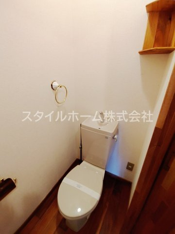 【トイレ】 | セザンヌ野依 | 落ち着いたトイレです