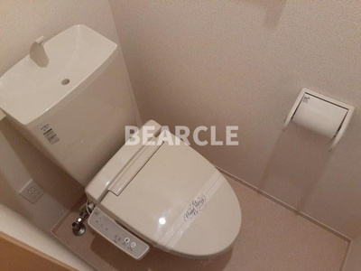 【トイレ】 | ラフィーネ葛野・Ⅱ | 落ち着いた色調のトイレです