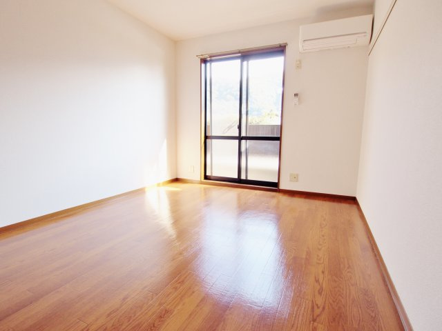 セレスト瀬の川の居間・リビング