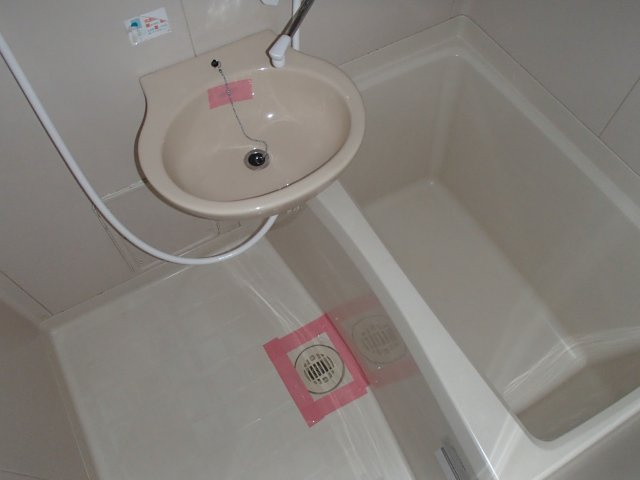 【浴室】 | ガリューコート菱屋西 | 落ち着いた空間のお風呂です