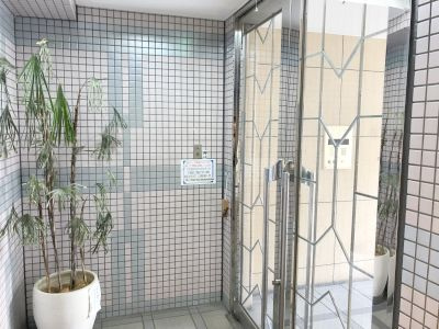 【エントランス】 | コーニッシュ長瀬 | オートロック