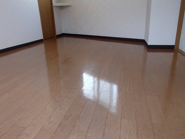 【洋室】 | ＴＭハイツ | 明るい洋室です