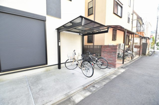 【外観】 | 駐輪場は北側の道路側に御座います。