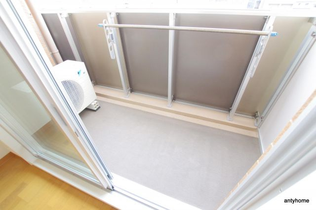 扇町公園プライマリーワン　仲介手数料無料のバルコニー