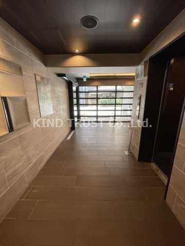 サンネクテール天満橋のロビー|毎日通るロビーはこのようになっています