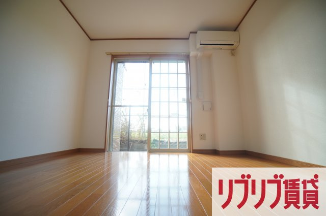 メゾン・ソレイユの居間・リビング