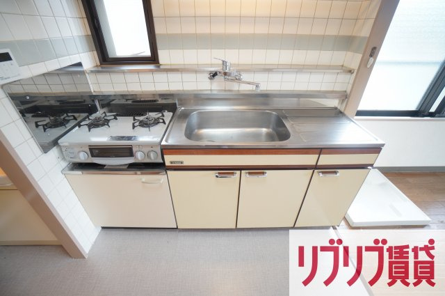 エヴァーグリーン本千葉のキッチン
