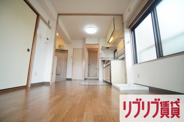エヴァーグリーン本千葉の居間・リビング