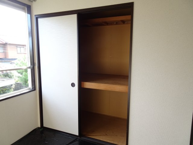 アーバンライフ久世の収納