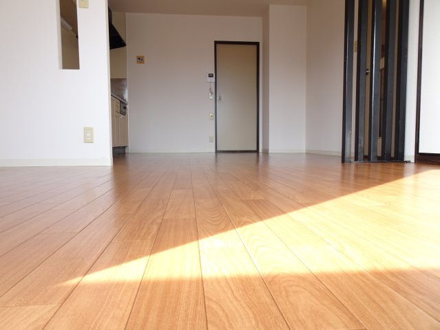 アーバンライフ久世の居間・リビング