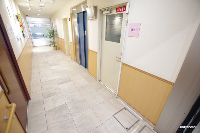 ひふみ苑 天満橋　仲介手数料無料のロビー