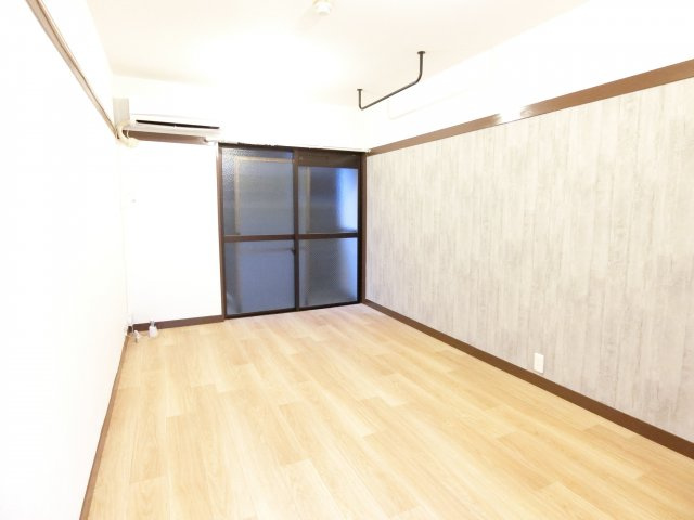SENCE TONDABAYASHIの居間・リビング