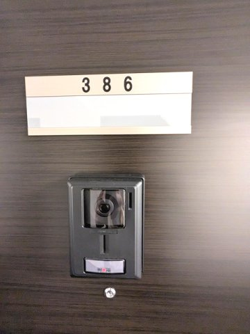 赤坂レジデンシャルホテルのセキュリティ|玄関にモニター付インターホンセキュリティ