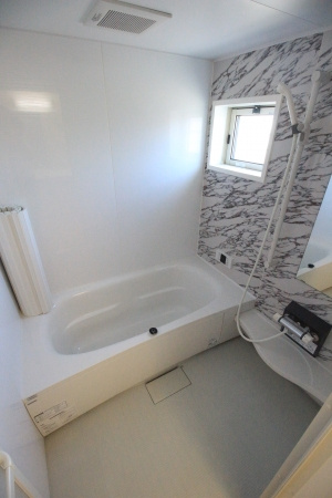 エスパシオアネーロ【キャッシュバック対象】の浴室|ゆったり過ごせるお風呂です