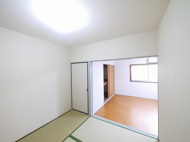 平和荘の和室