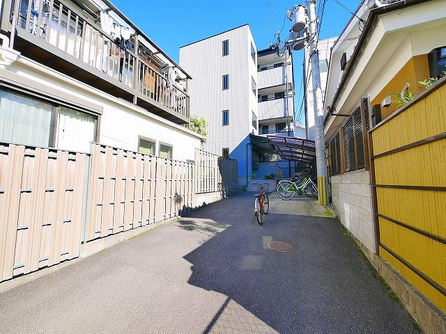 メゾンラポールのその他共用部分|情緒溢れる素敵な共有スペース。