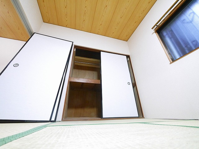 平和荘の収納