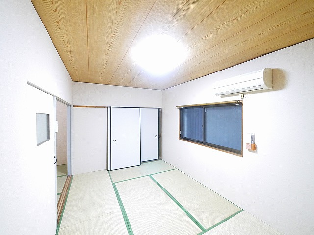 平和荘の和室